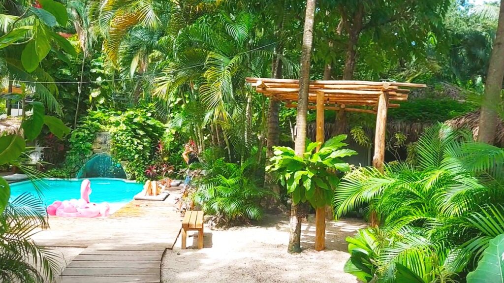 Norte Nosara with Gyspy Cab Nosara